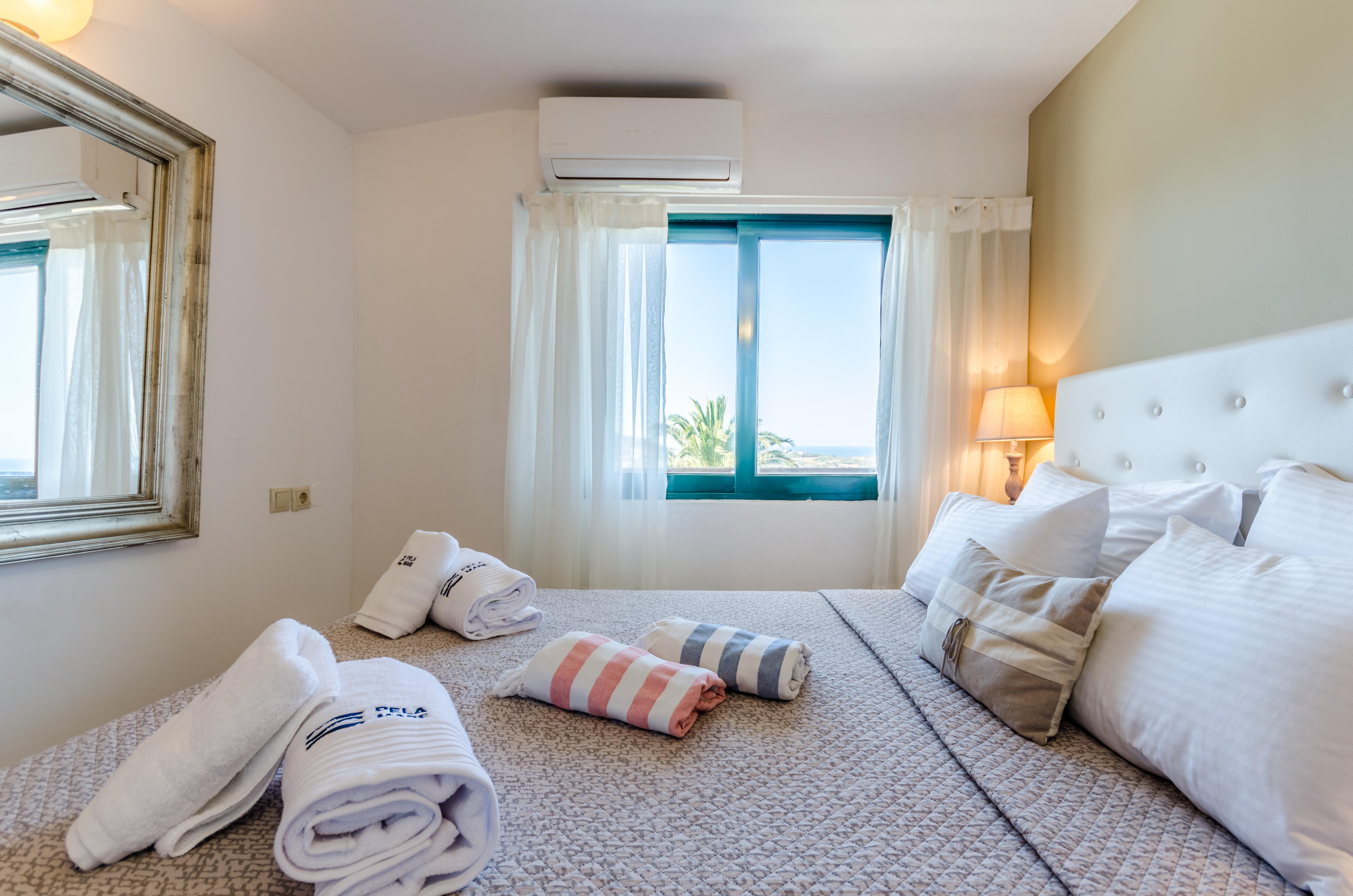 Pela Mare Hotel Agia Pelagia Екстериор снимка