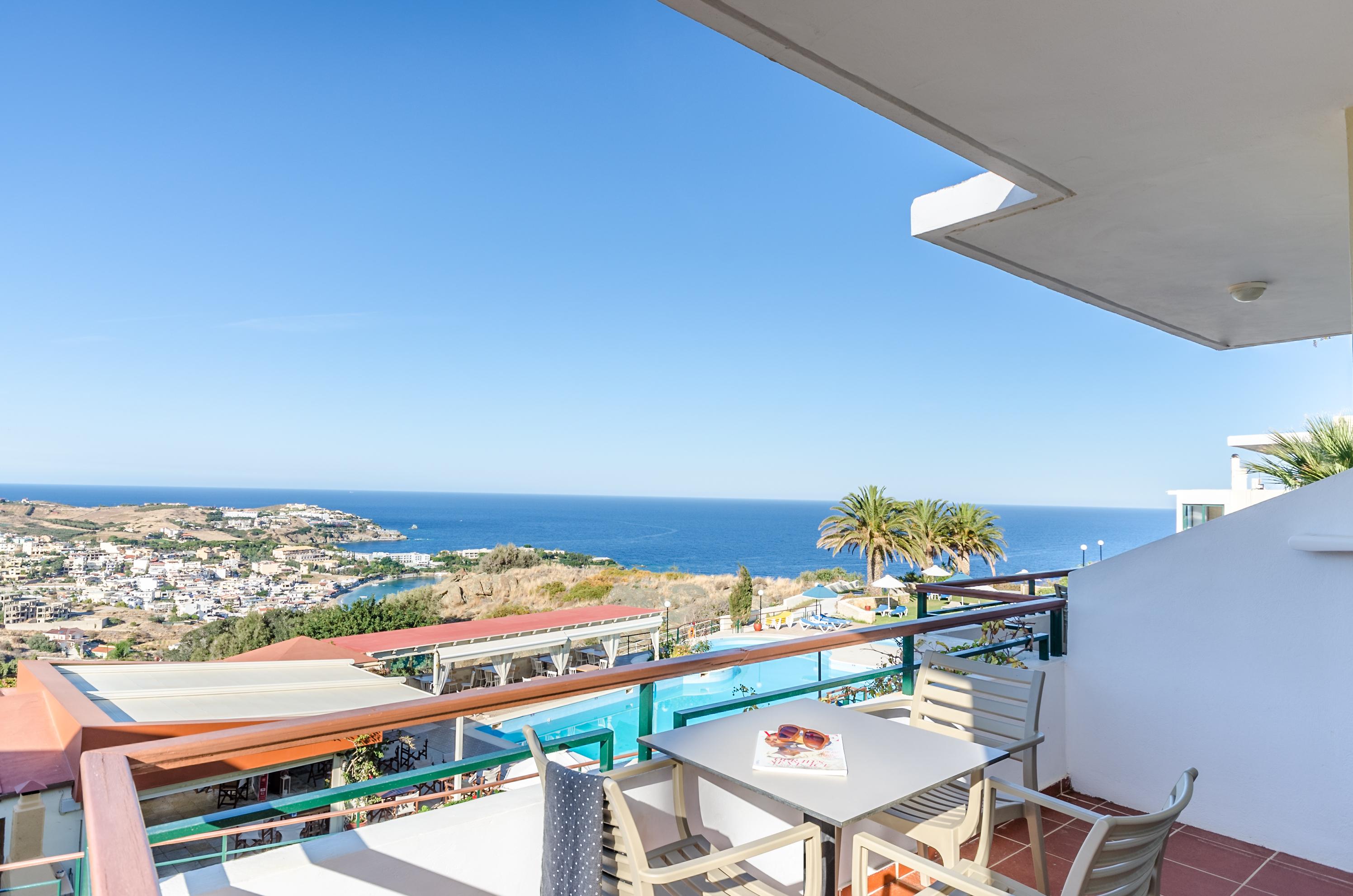 Pela Mare Hotel Agia Pelagia Екстериор снимка