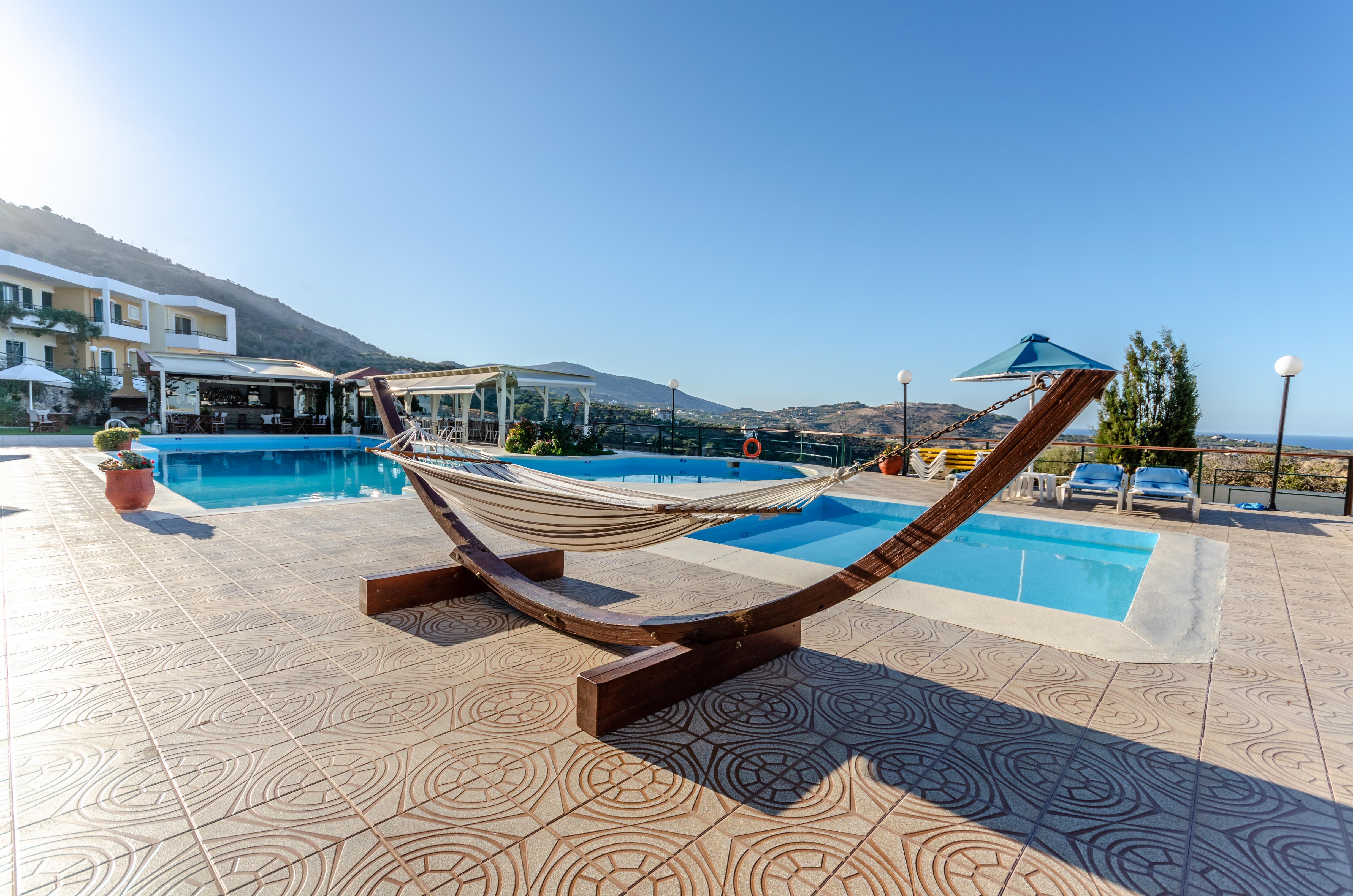 Pela Mare Hotel Agia Pelagia Екстериор снимка