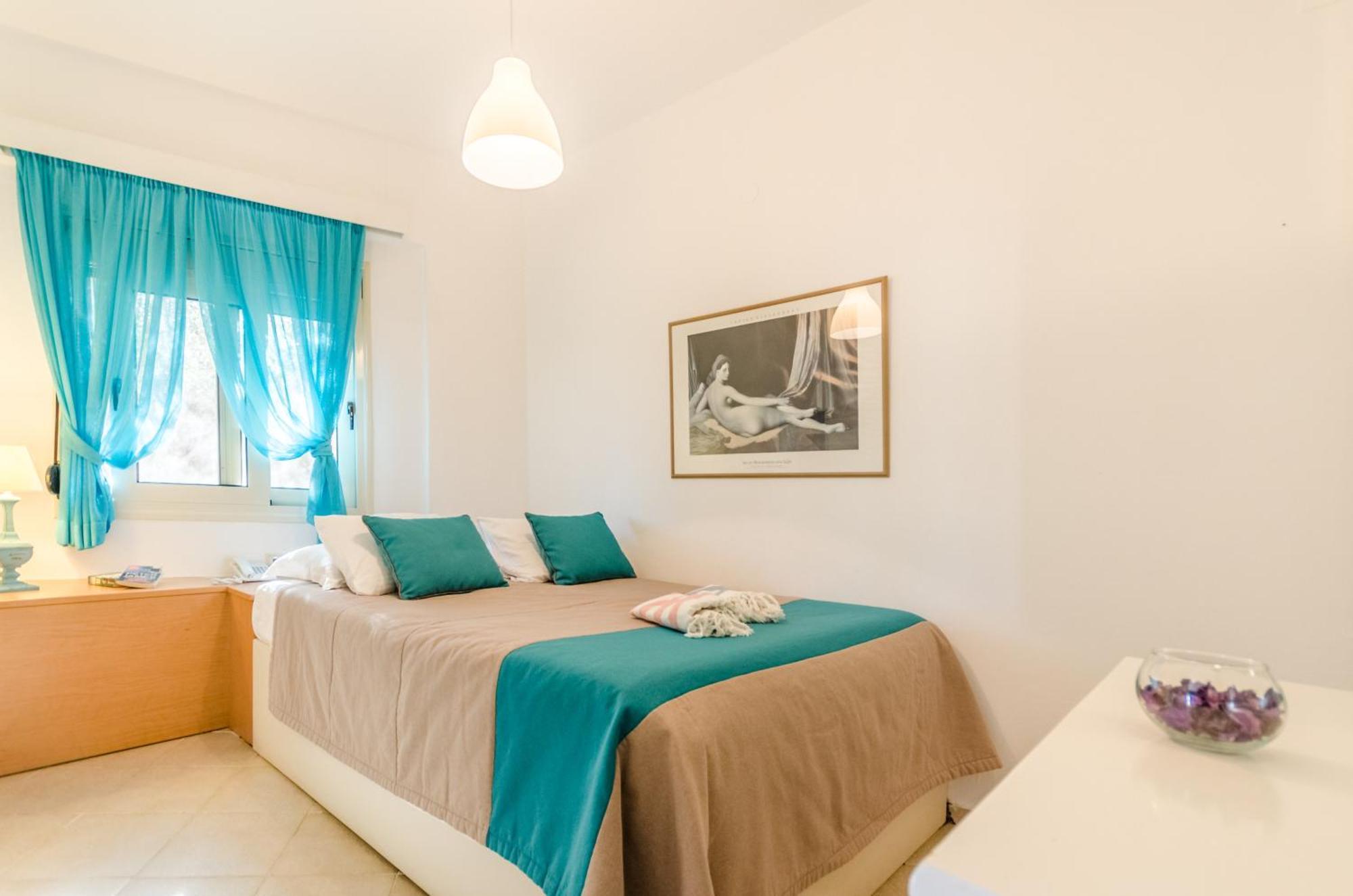 Pela Mare Hotel Agia Pelagia Екстериор снимка